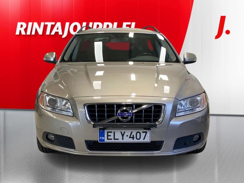 Volvo V70 T4 Momentum aut 2011, photo 4/23