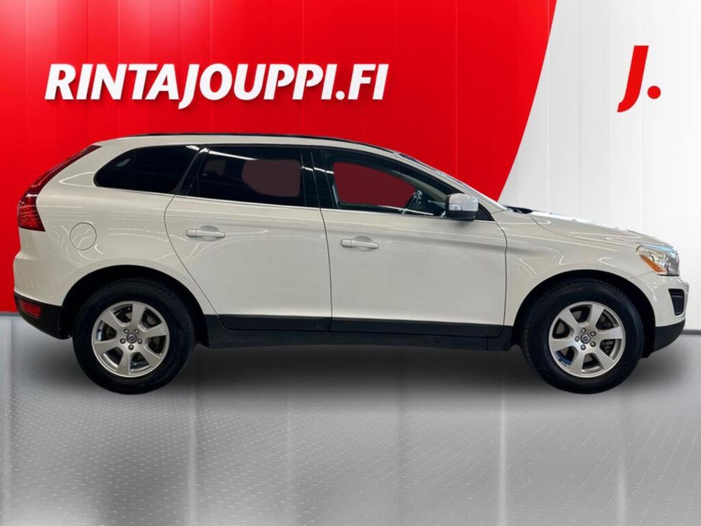 Volvo XC60 2011 Valkoinen