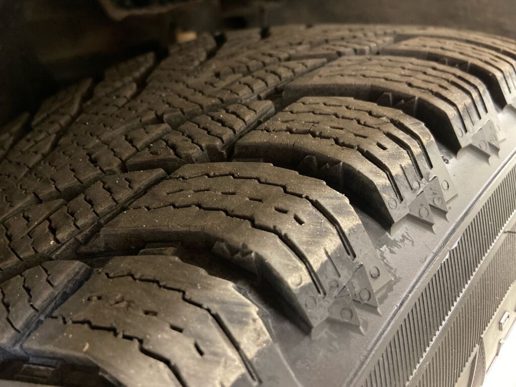 Volvo XC60 2011 Musta