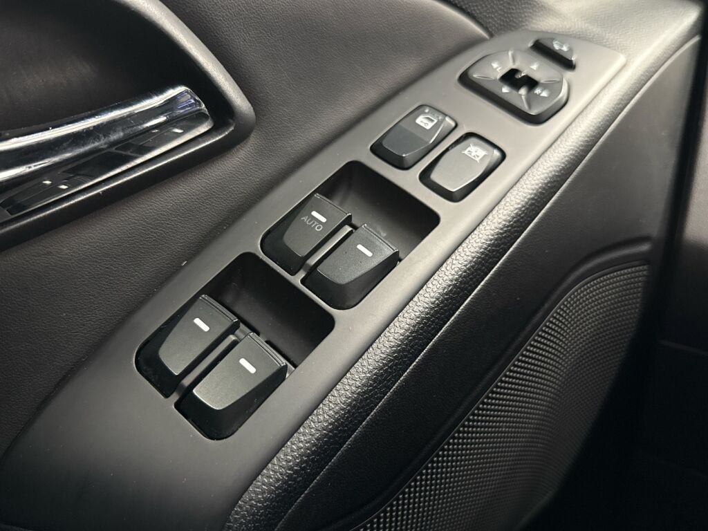 Hyundai ix35 2011 Valkoinen