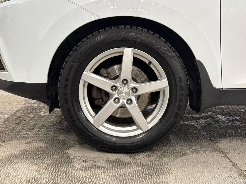 Hyundai ix35 2011 Valkoinen