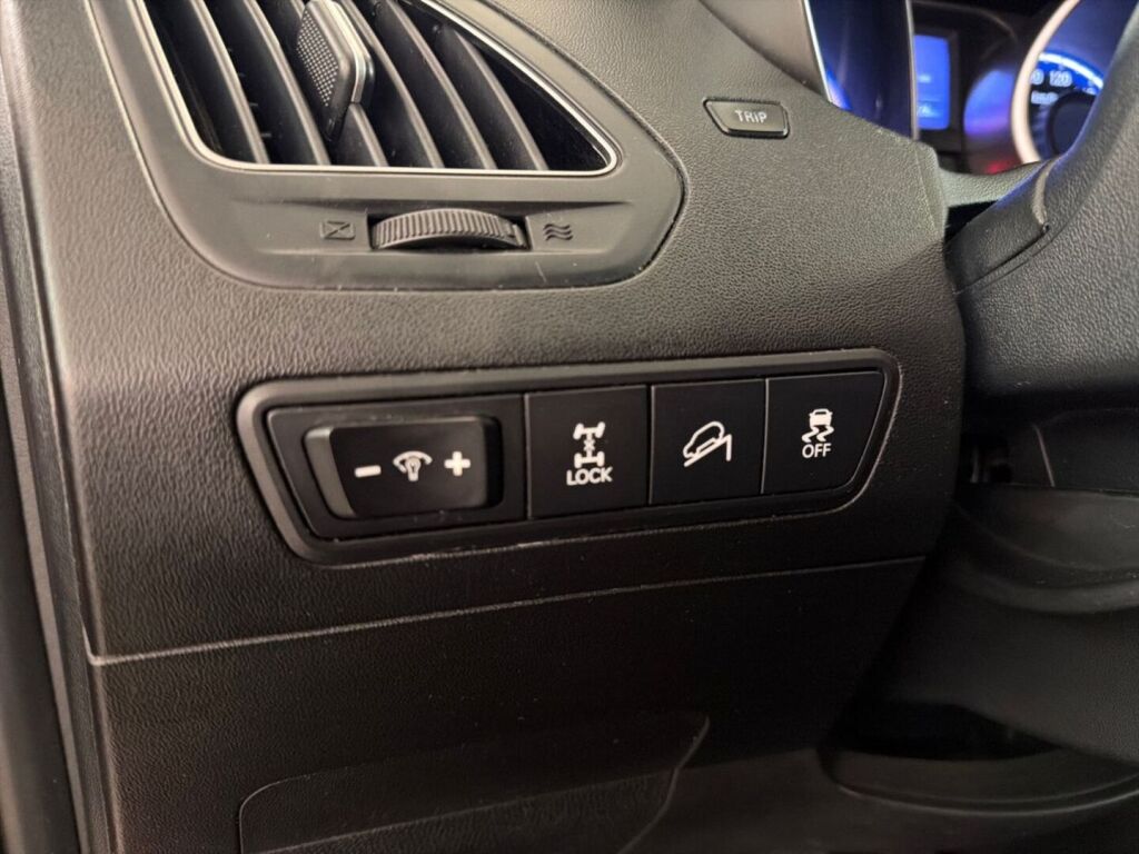 Hyundai ix35 2011 Punainen