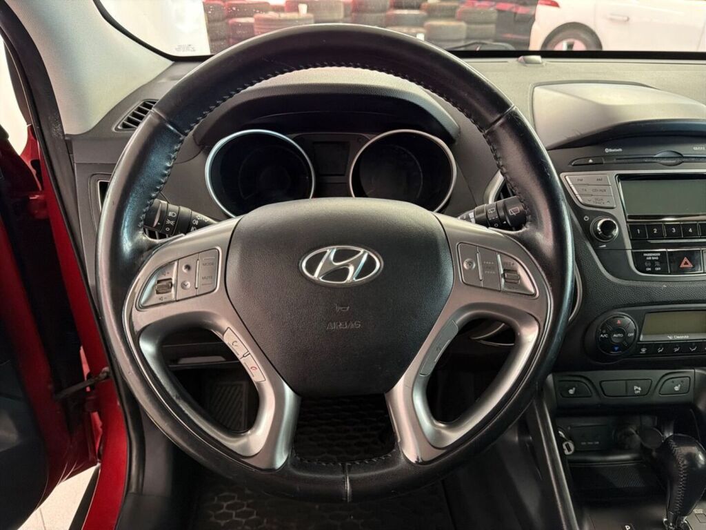 Hyundai ix35 2011 Punainen