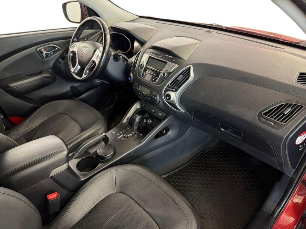 Hyundai ix35 2011 Punainen