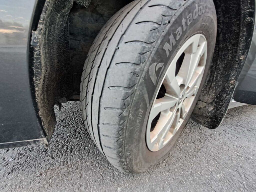 Toyota Verso 2011 Harmaa