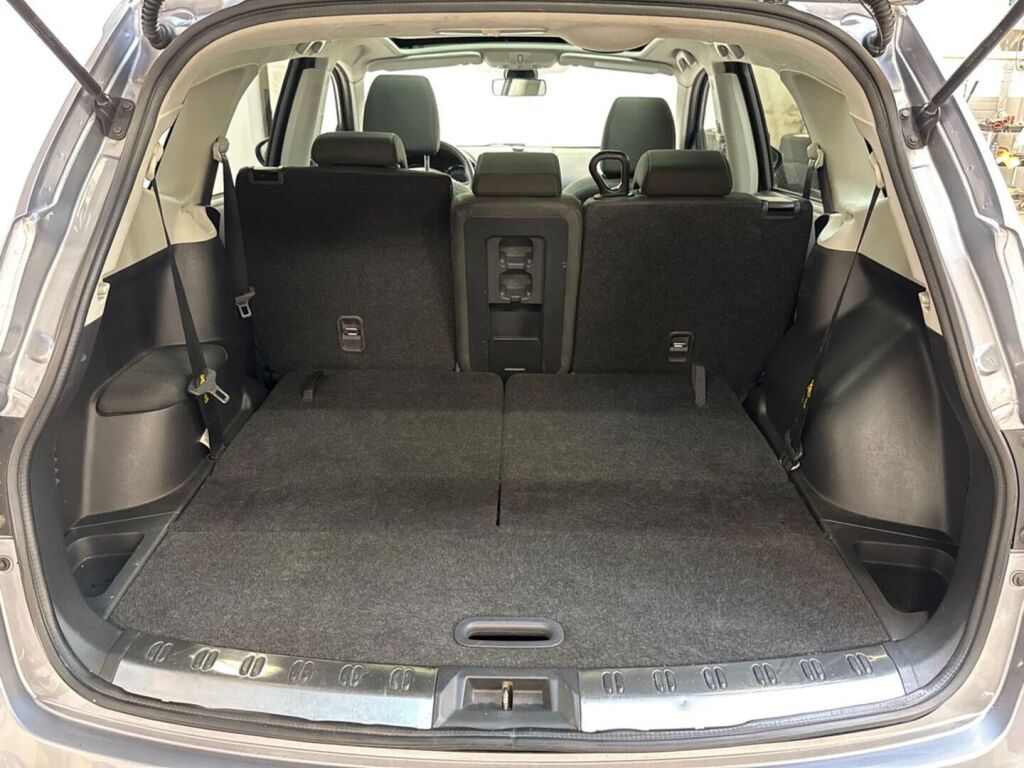 Nissan Qashqai+2 2011 Harmaa