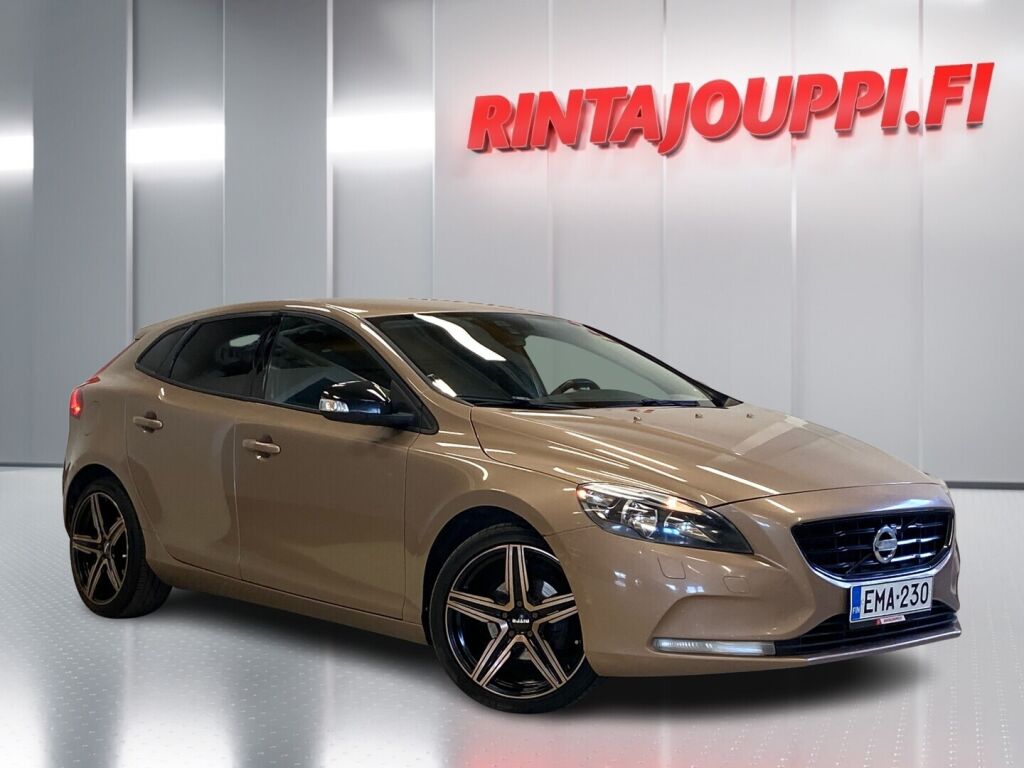Volvo V40 2012 Ruskea (beige)