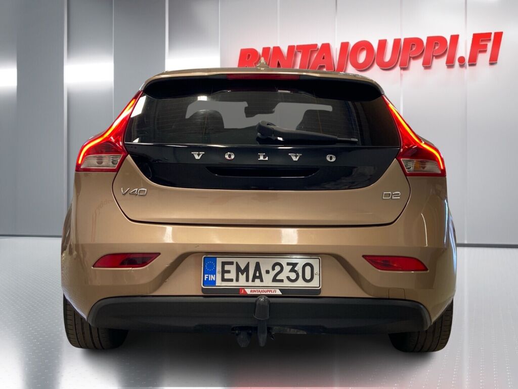 Volvo V40 2012 Ruskea (beige)