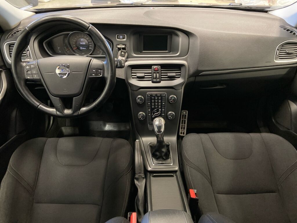 Volvo V40 2012 Ruskea (beige)