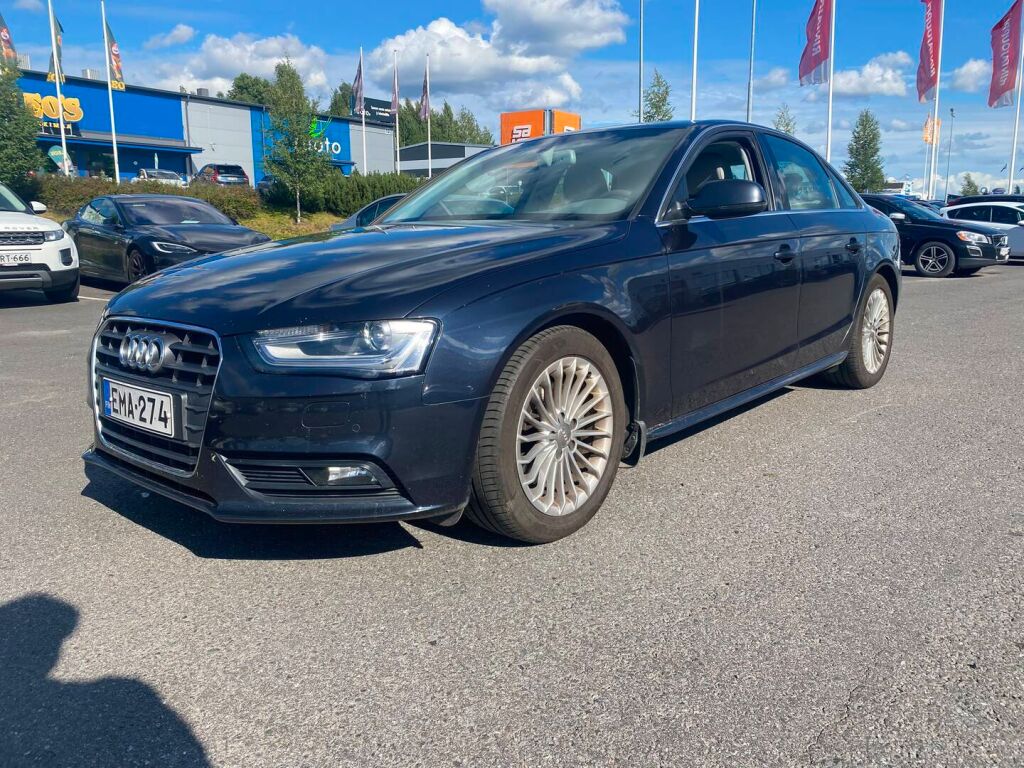 Audi A4 2012 Sininen