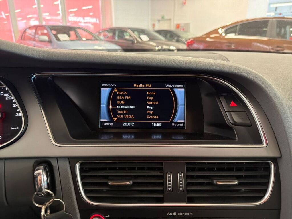 Audi A4 2012 Sininen
