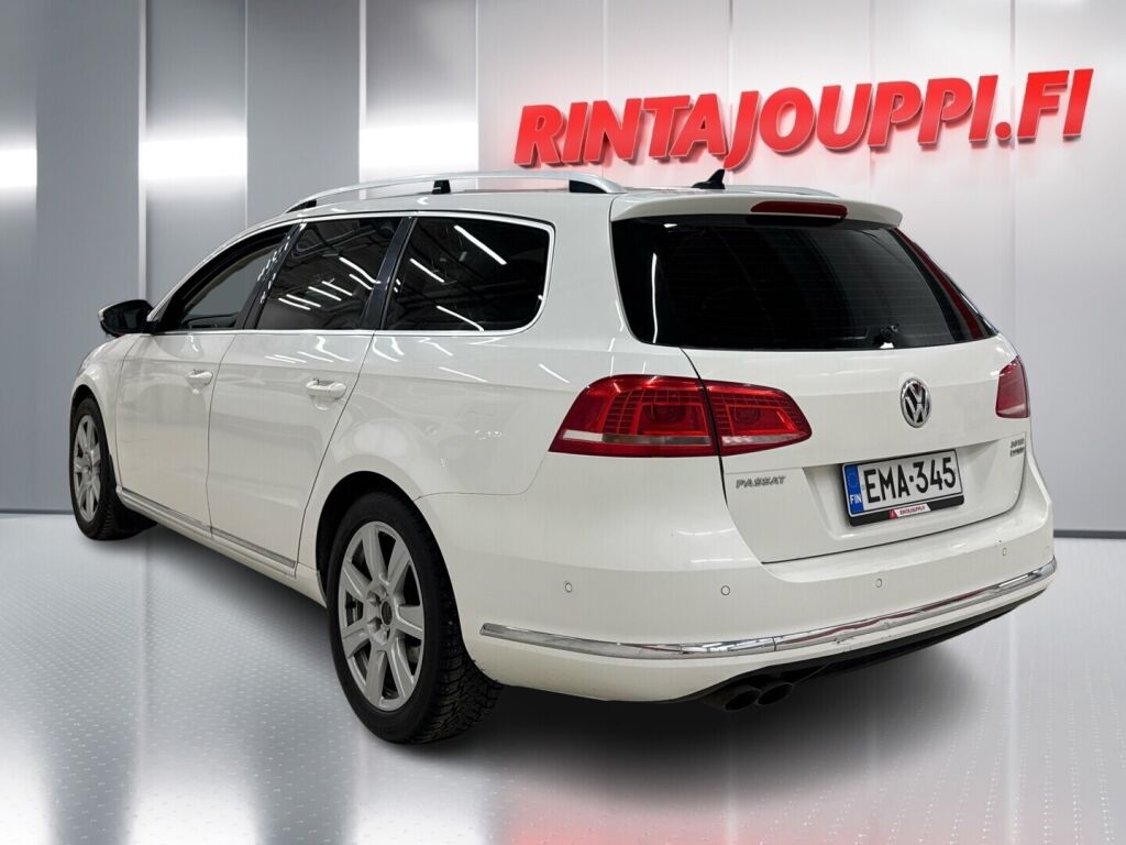 Volkswagen Passat 2012 Valkoinen