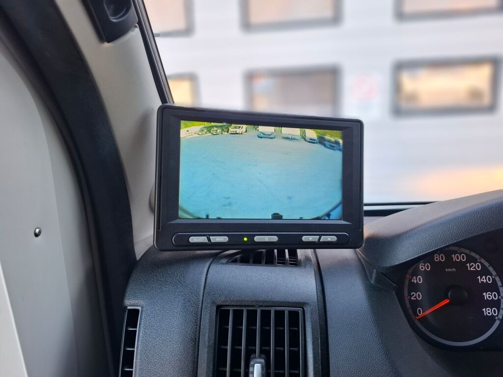 Adria Coral Plus 670 SLT 2013 Valkoinen