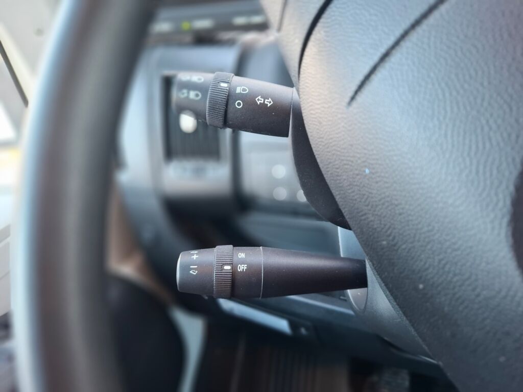 Adria Coral Plus 670 SLT 2013 Valkoinen