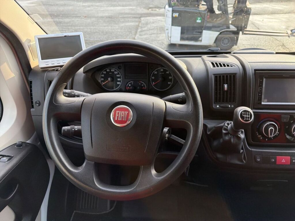 Carado T 449 2013 Valkoinen