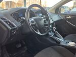 Ford Focus 2012 Punainen