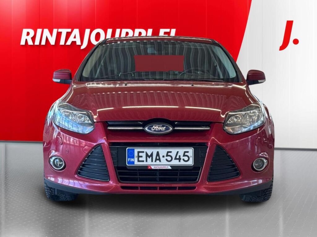 Ford Focus 2012 Punainen