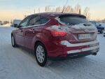 Ford Focus 2012 Punainen