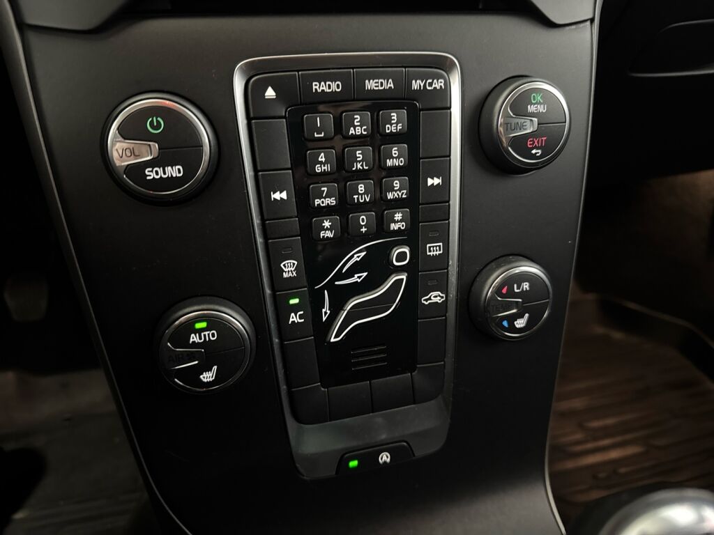 Volvo V40 2012 Sininen