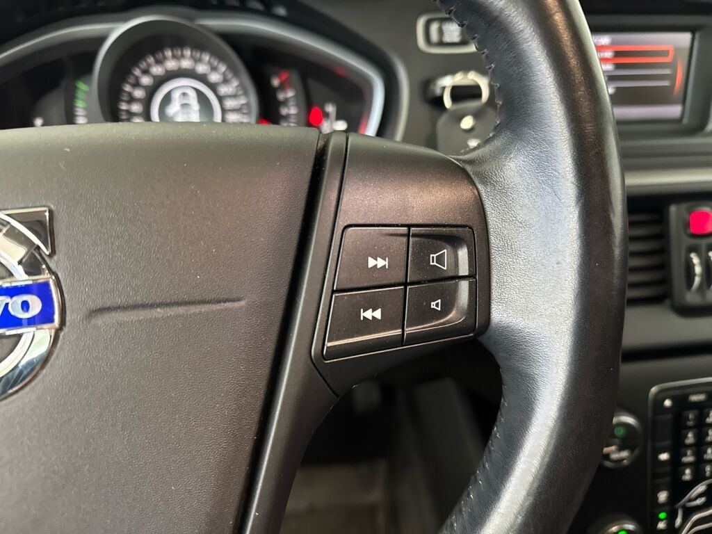 Volvo V40 2012 Sininen