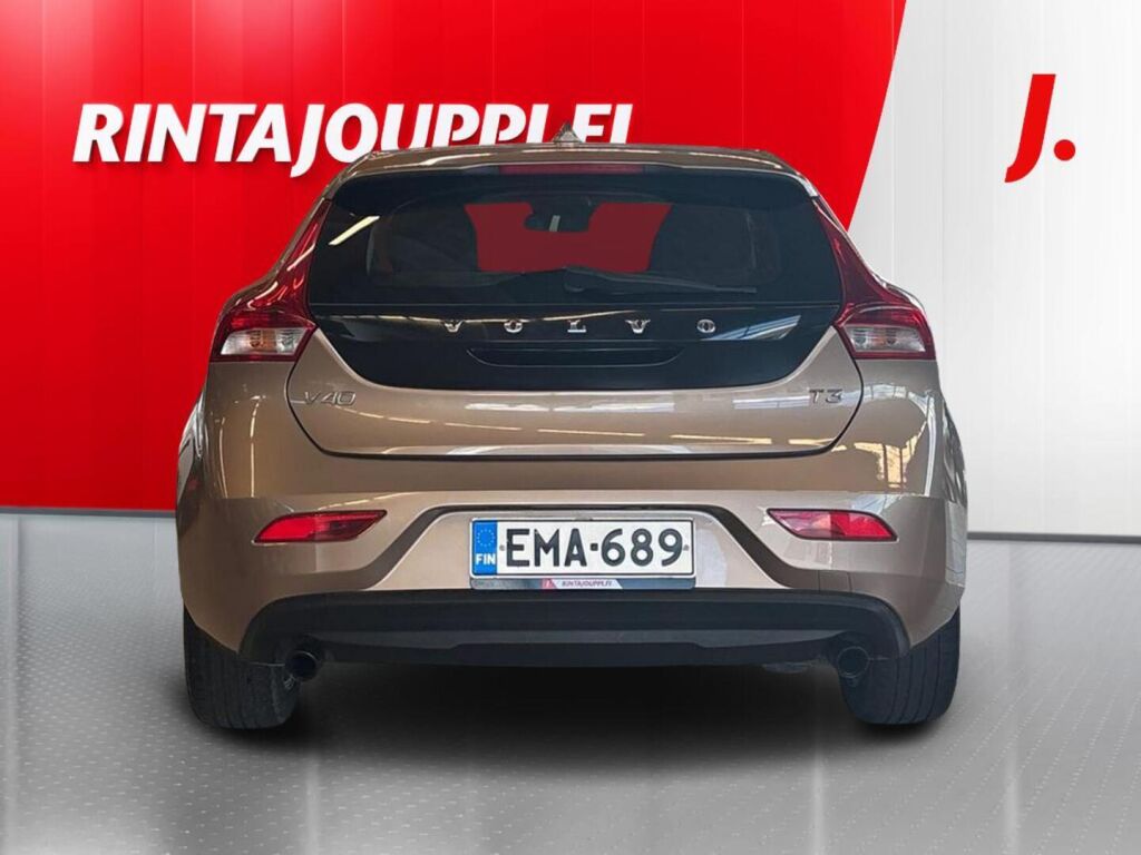 Volvo V40 2012 Ruskea (beige)