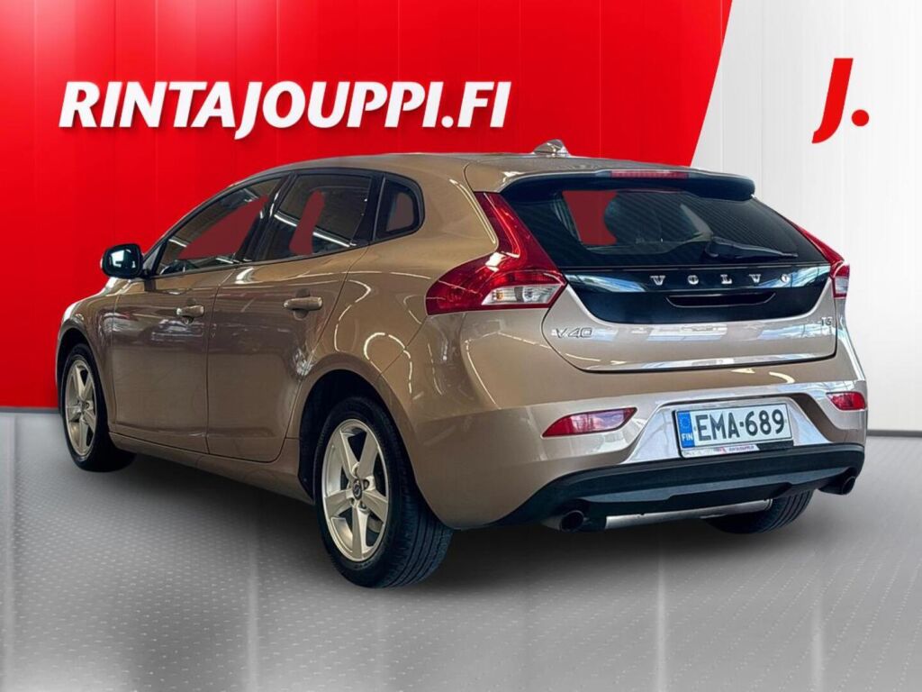 Volvo V40 2012 Ruskea (beige)