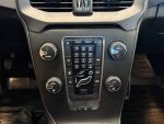 Volvo V40 2012 Ruskea (beige)