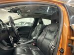 Volvo V40 2012 Oranssi
