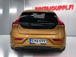 Volvo V40 2012 Oranssi