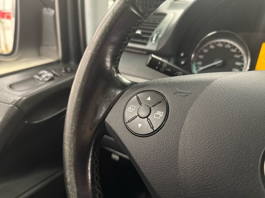 Mercedes-Benz Vito 2012 Valkoinen