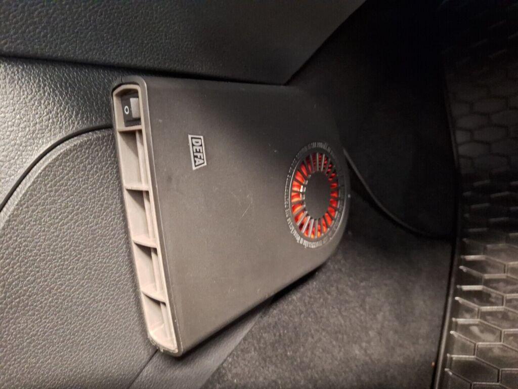 Volkswagen Jetta 2012 Ruskea (beige)