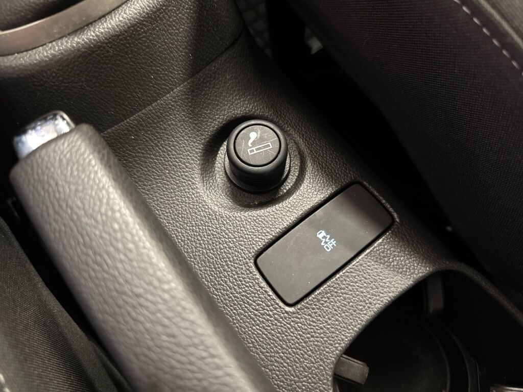 Chevrolet Aveo 2012 Musta