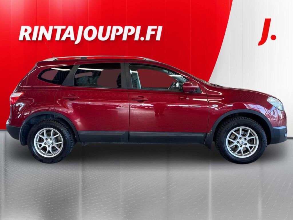 Nissan Qashqai+2 2012 Punainen