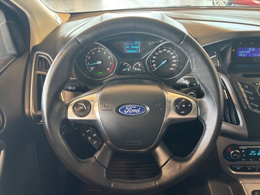 Ford Focus 2013 Sininen