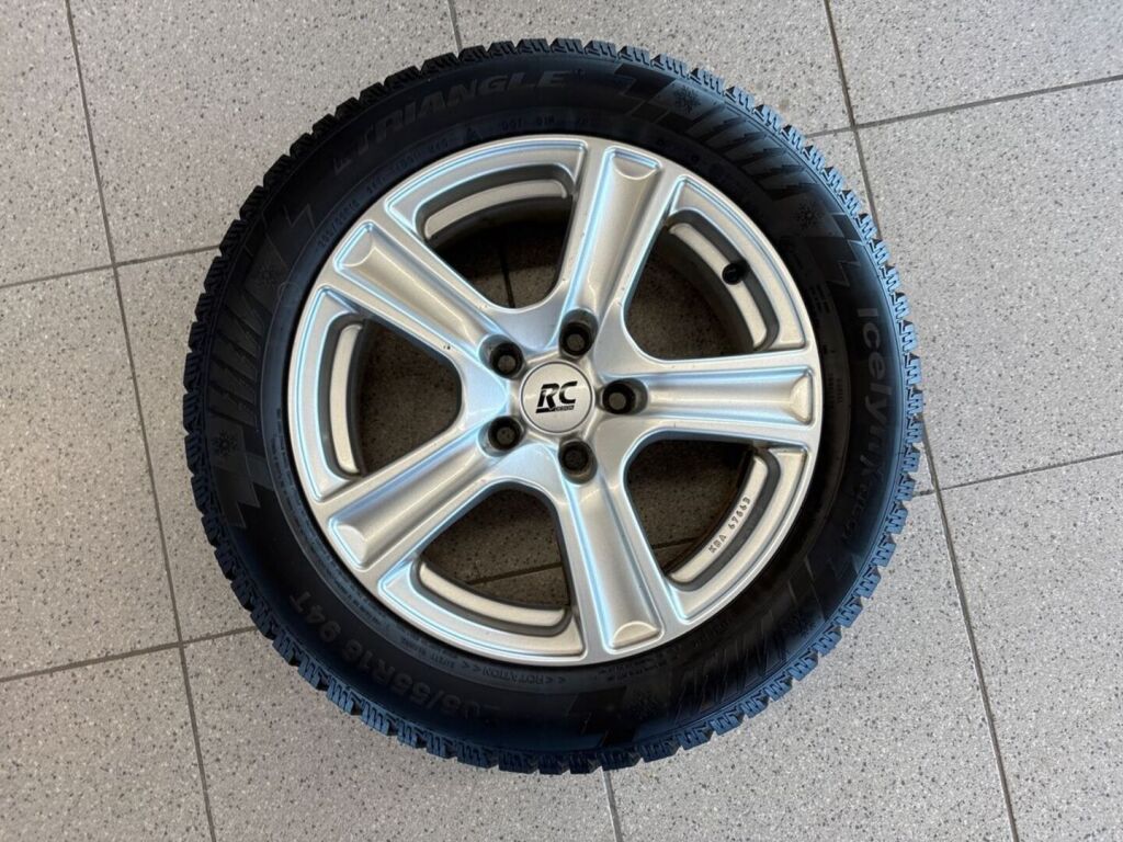 Ford Focus 2013 Sininen