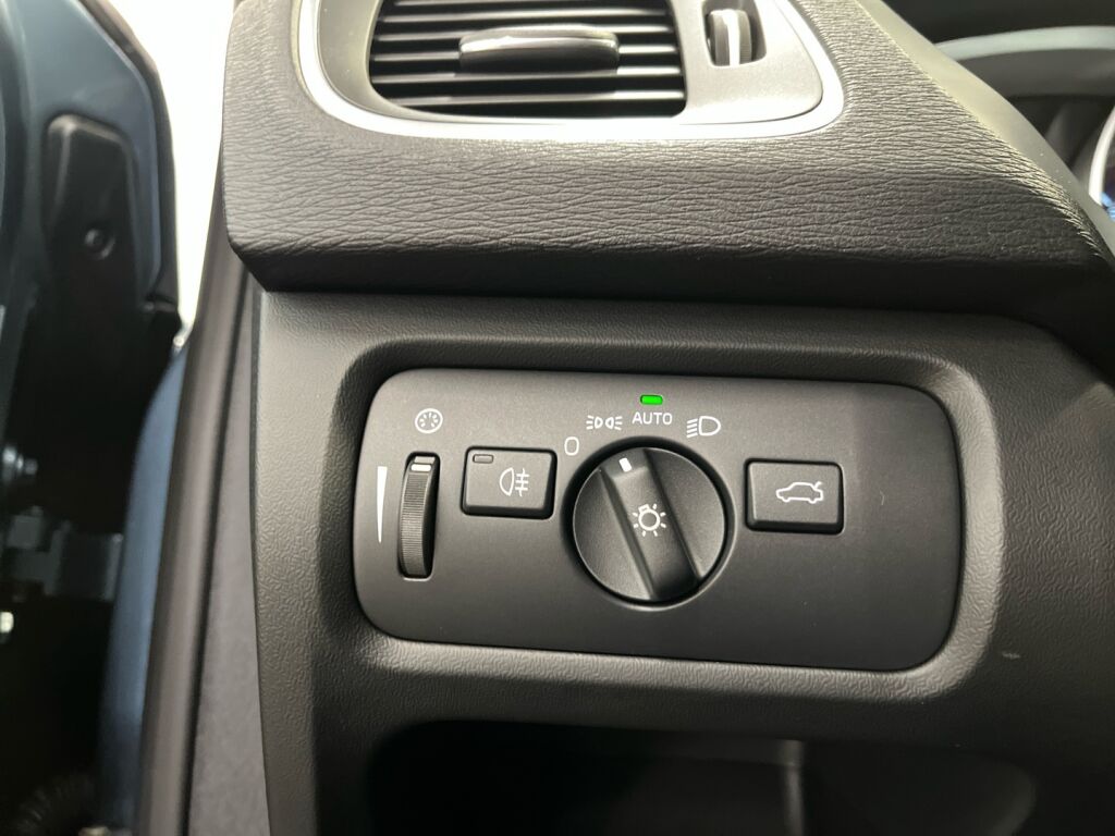 Volvo V40 2012 Sininen