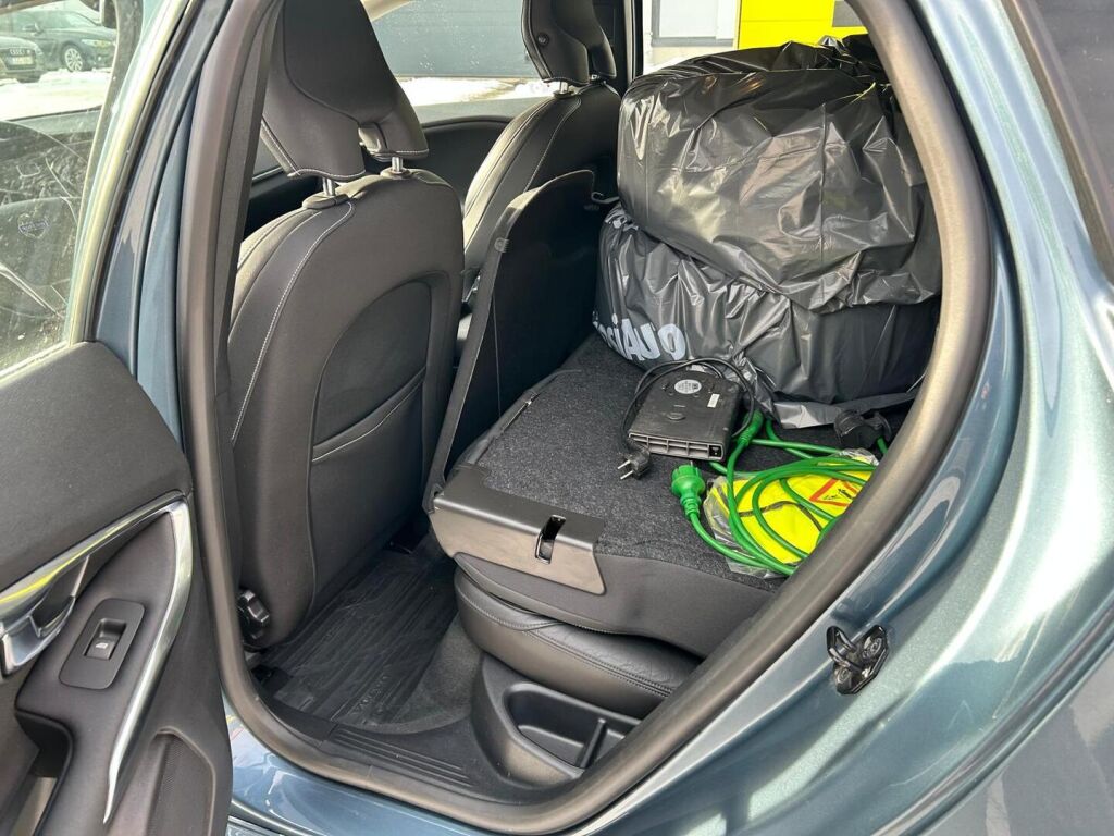 Volvo V40 2012 Sininen