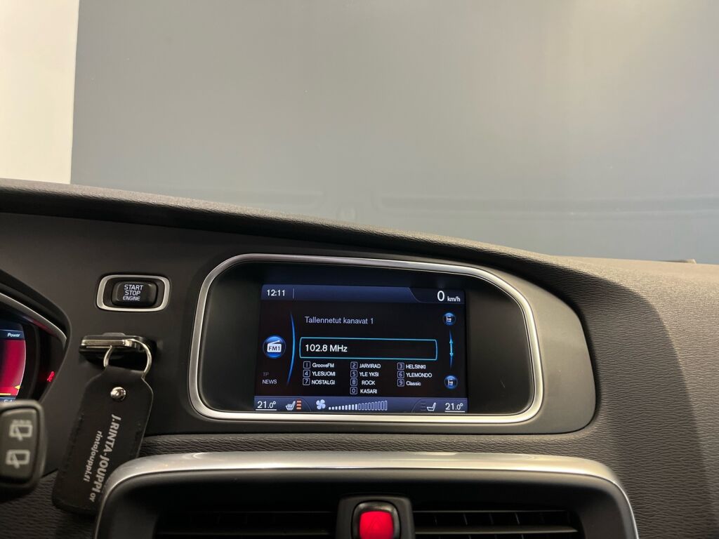 Volvo V40 2012 Sininen