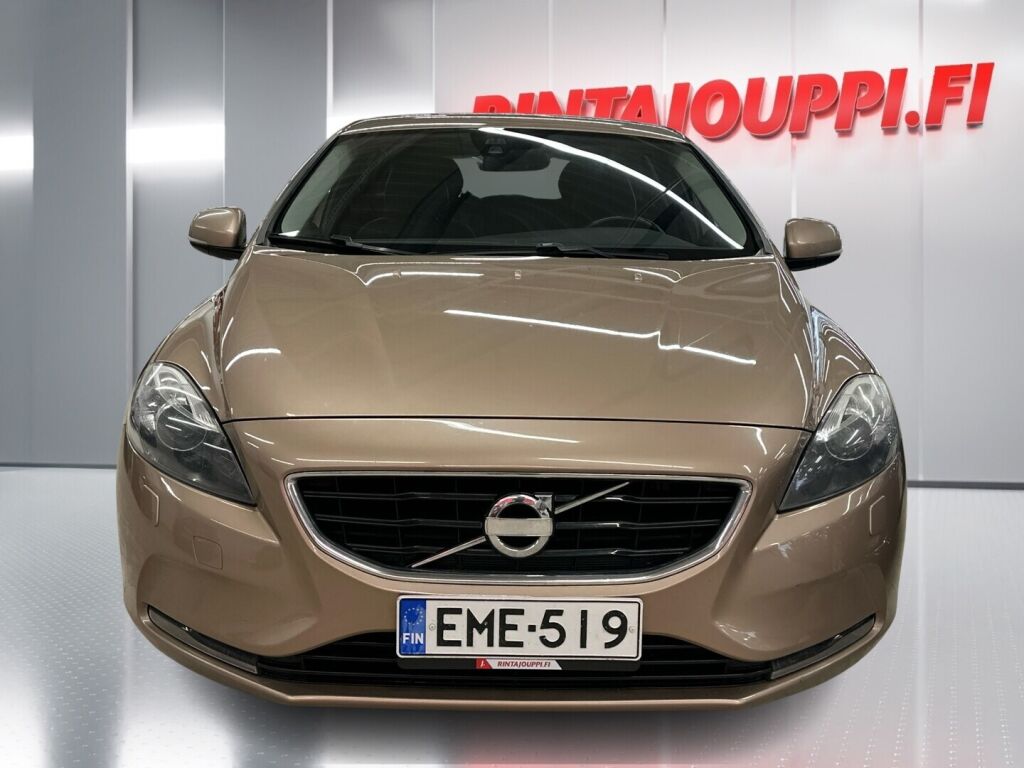Volvo V40 2012 Ruskea (beige)