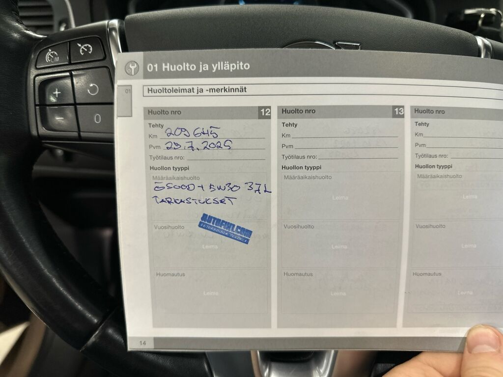 Volvo V40 2012 Ruskea (beige)