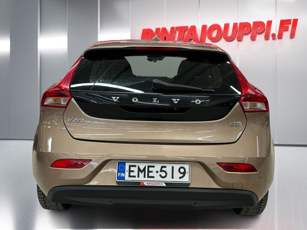Volvo V40 2012 Ruskea (beige)
