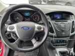 Ford Focus 2012 Punainen