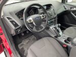 Ford Focus 2012 Punainen