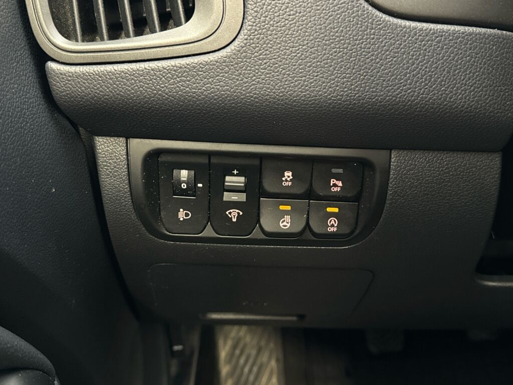 Kia Rio 2012 Ruskea (beige)