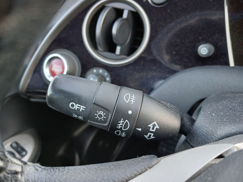 Honda Civic 2008 Punainen