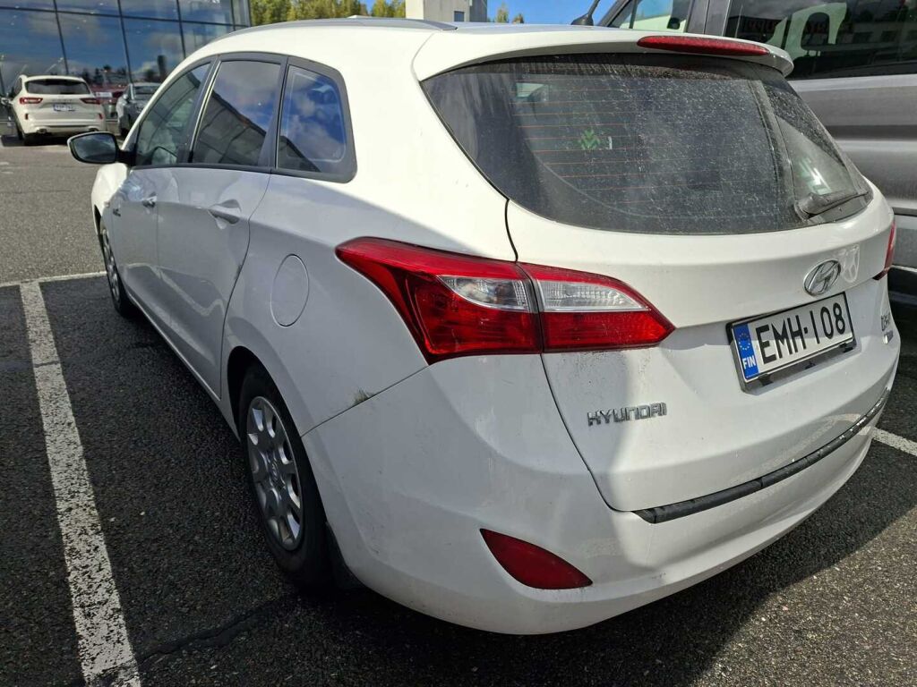 Hyundai i30 Wagon 2013 Valkoinen