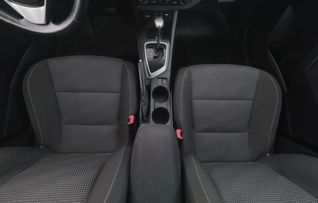 Toyota Auris 2013 Sininen