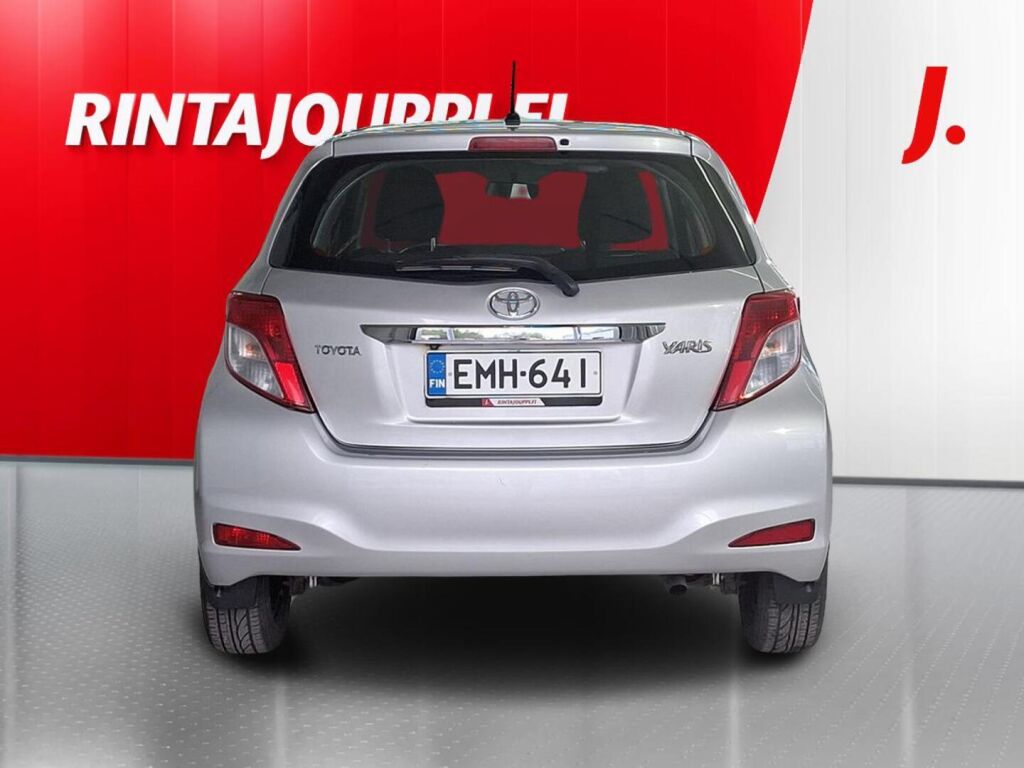 Toyota Yaris 2013 Hopea