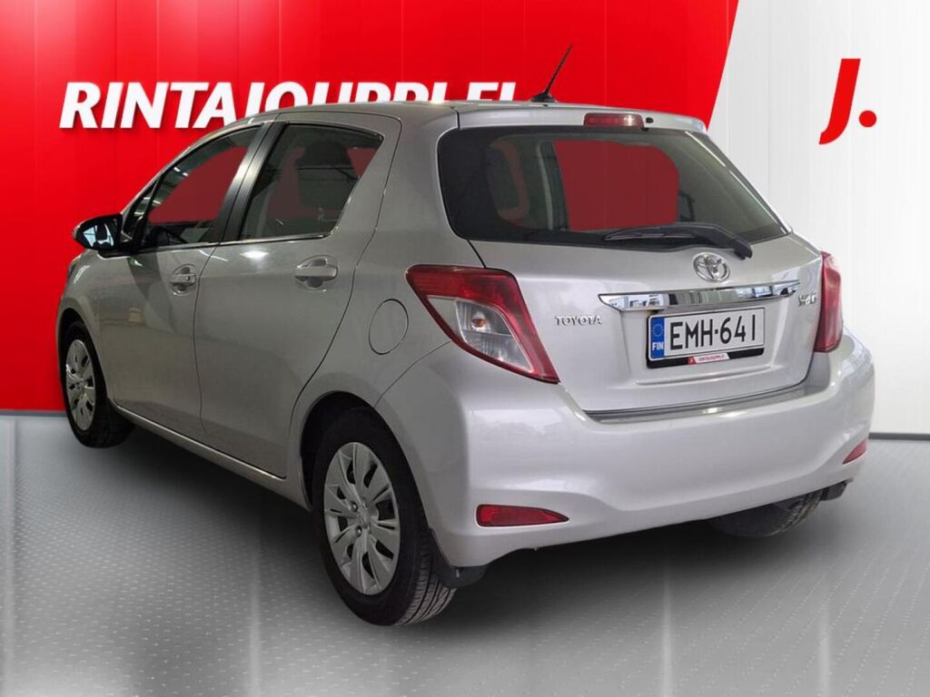 Toyota Yaris 2013 Hopea