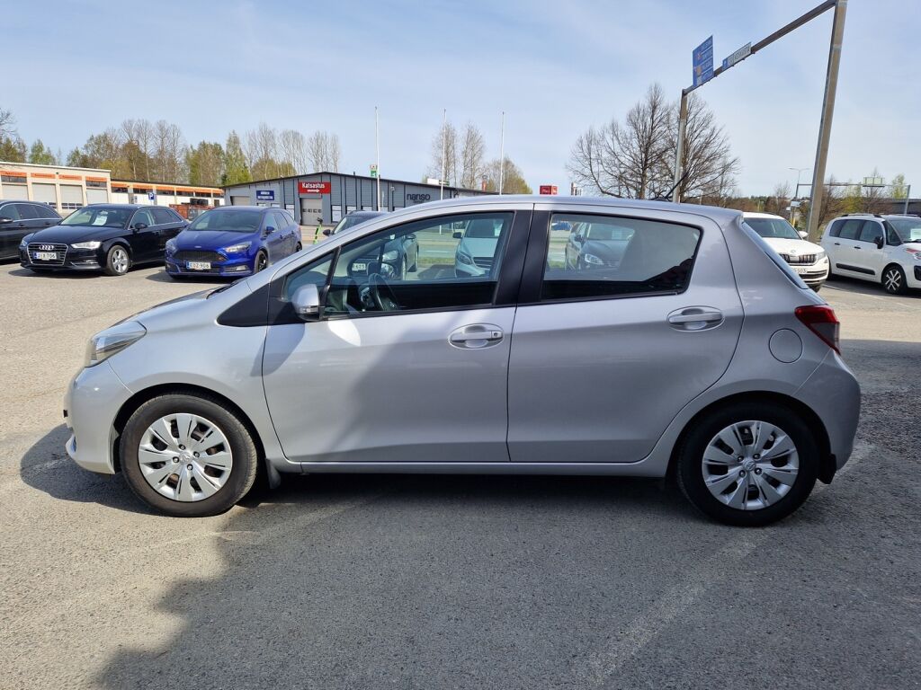 Toyota Yaris 2013 Hopea